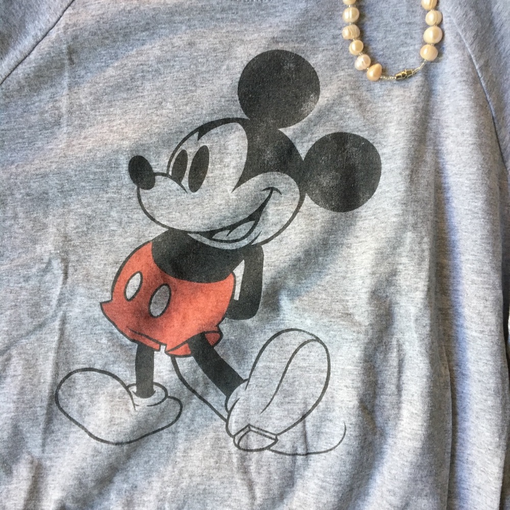 Women’s vintage Mickey Mouse Disney Grey Tshirt